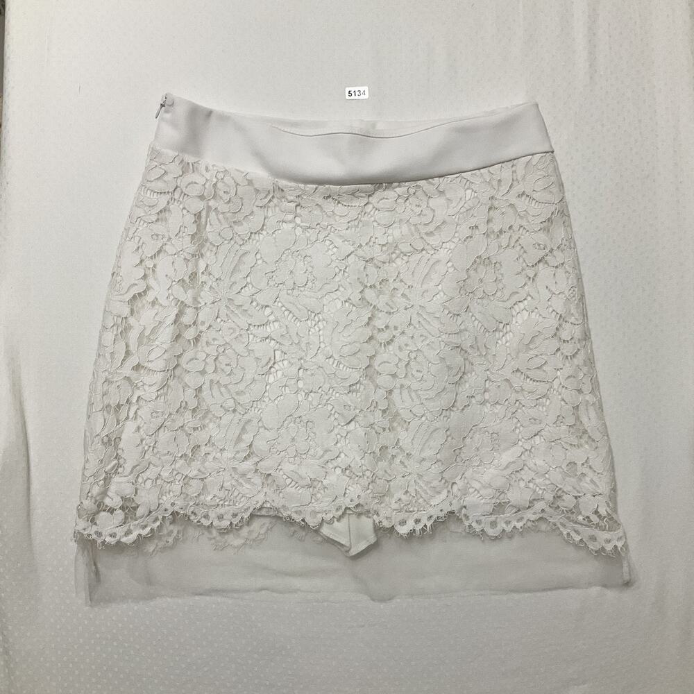 Unknown Brand Women Skorts Size S White Floral Lace 2" Inseam Mini Skirt Sheer